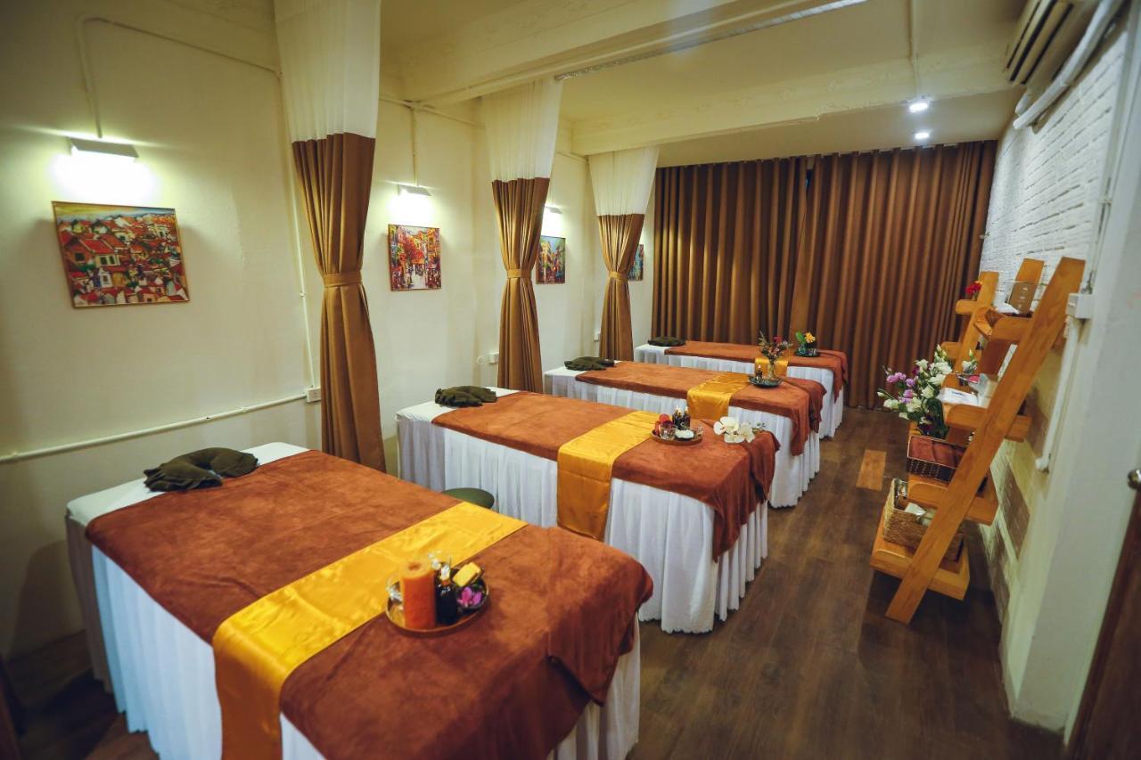 Reddoorz @ Tong Duy Tan Street (Adults Only) Vandrarhem Hanoi Exteriör bild