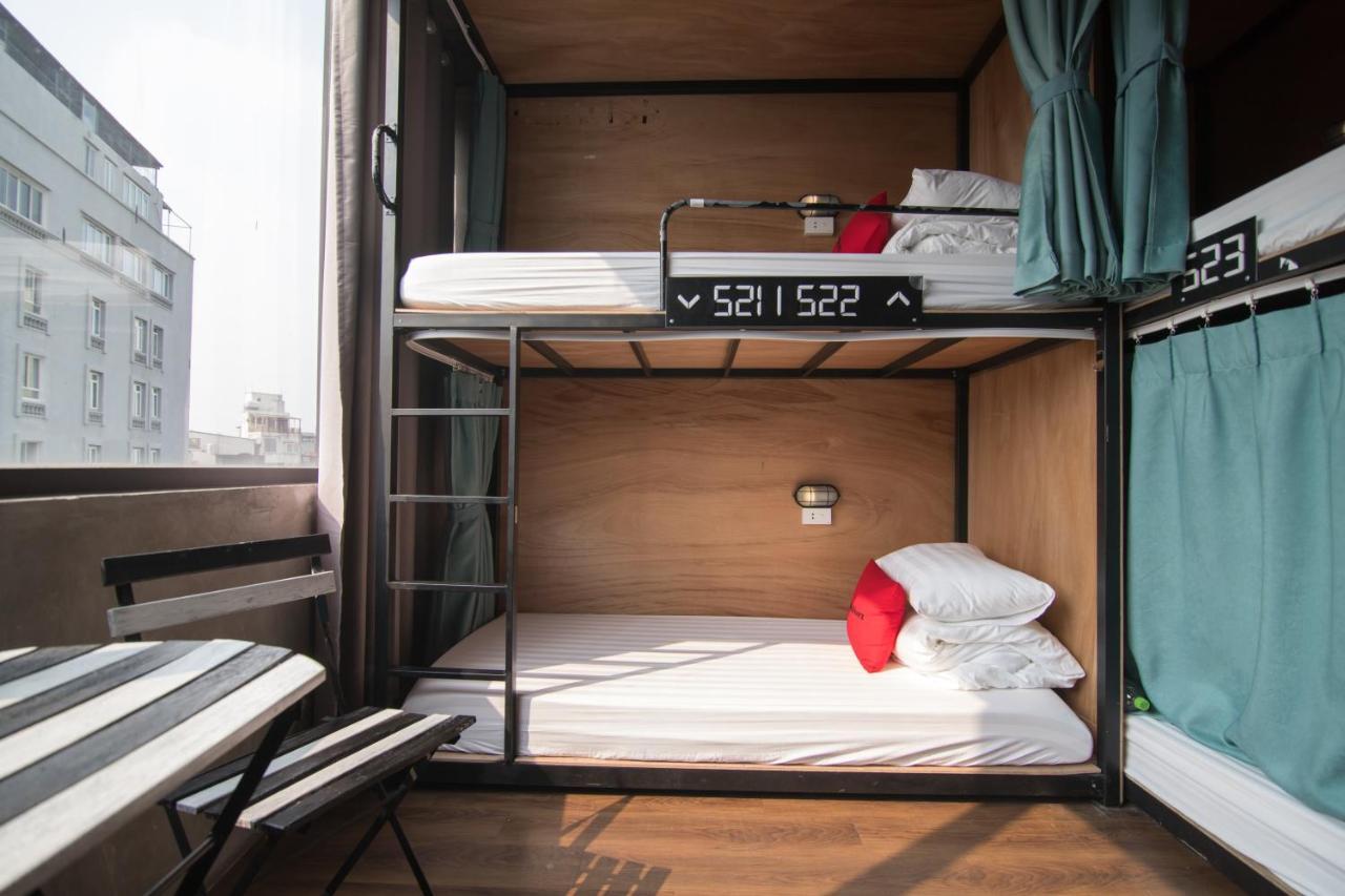 Reddoorz @ Tong Duy Tan Street (Adults Only) Vandrarhem Hanoi Exteriör bild
