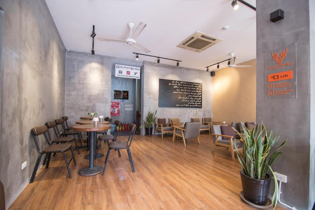 Reddoorz @ Tong Duy Tan Street (Adults Only) Vandrarhem Hanoi Exteriör bild