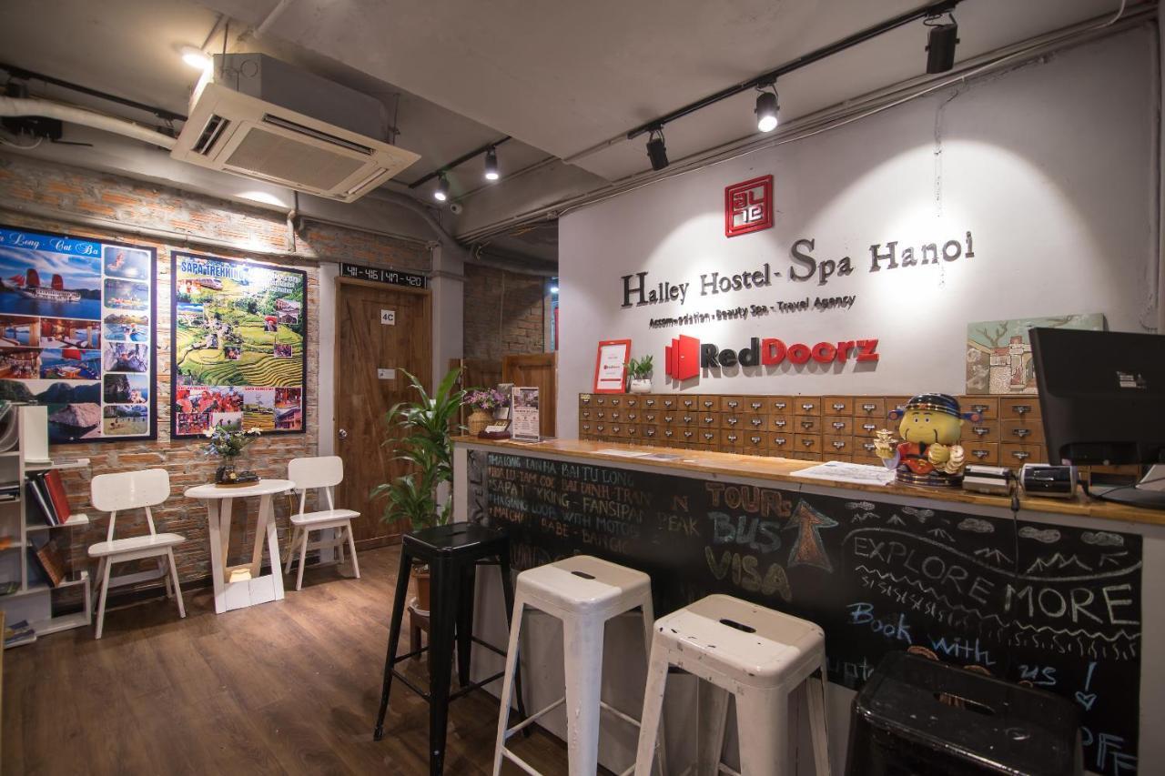 Reddoorz @ Tong Duy Tan Street (Adults Only) Vandrarhem Hanoi Exteriör bild